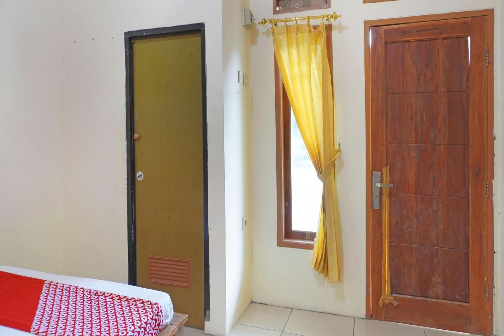 Oyo 91762 Green Home Stay Syariah Purwakarta Exteriér fotografie