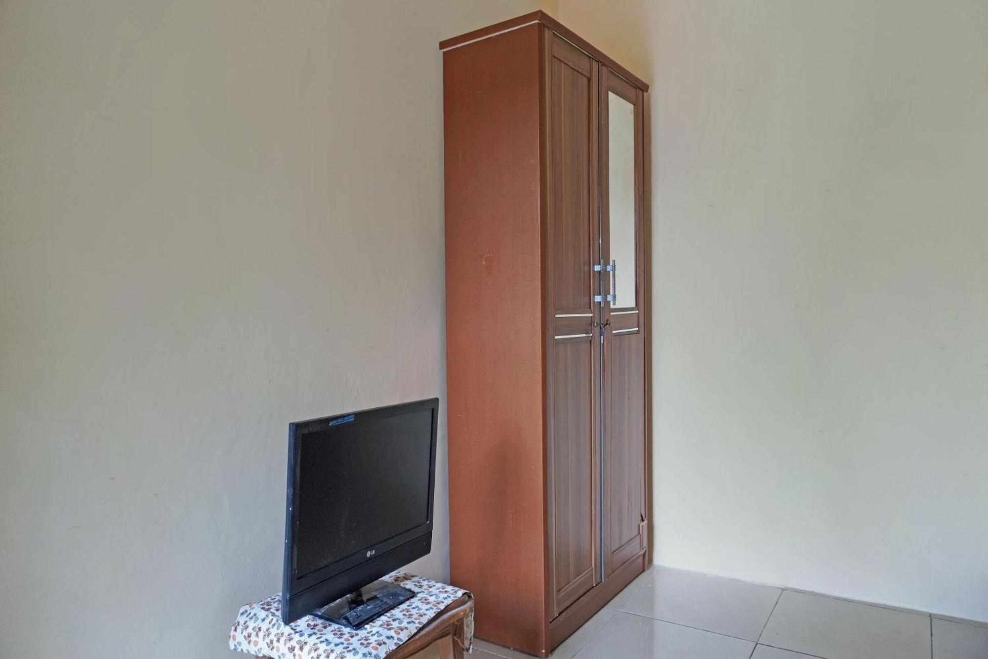 Oyo 91762 Green Home Stay Syariah Purwakarta Exteriér fotografie