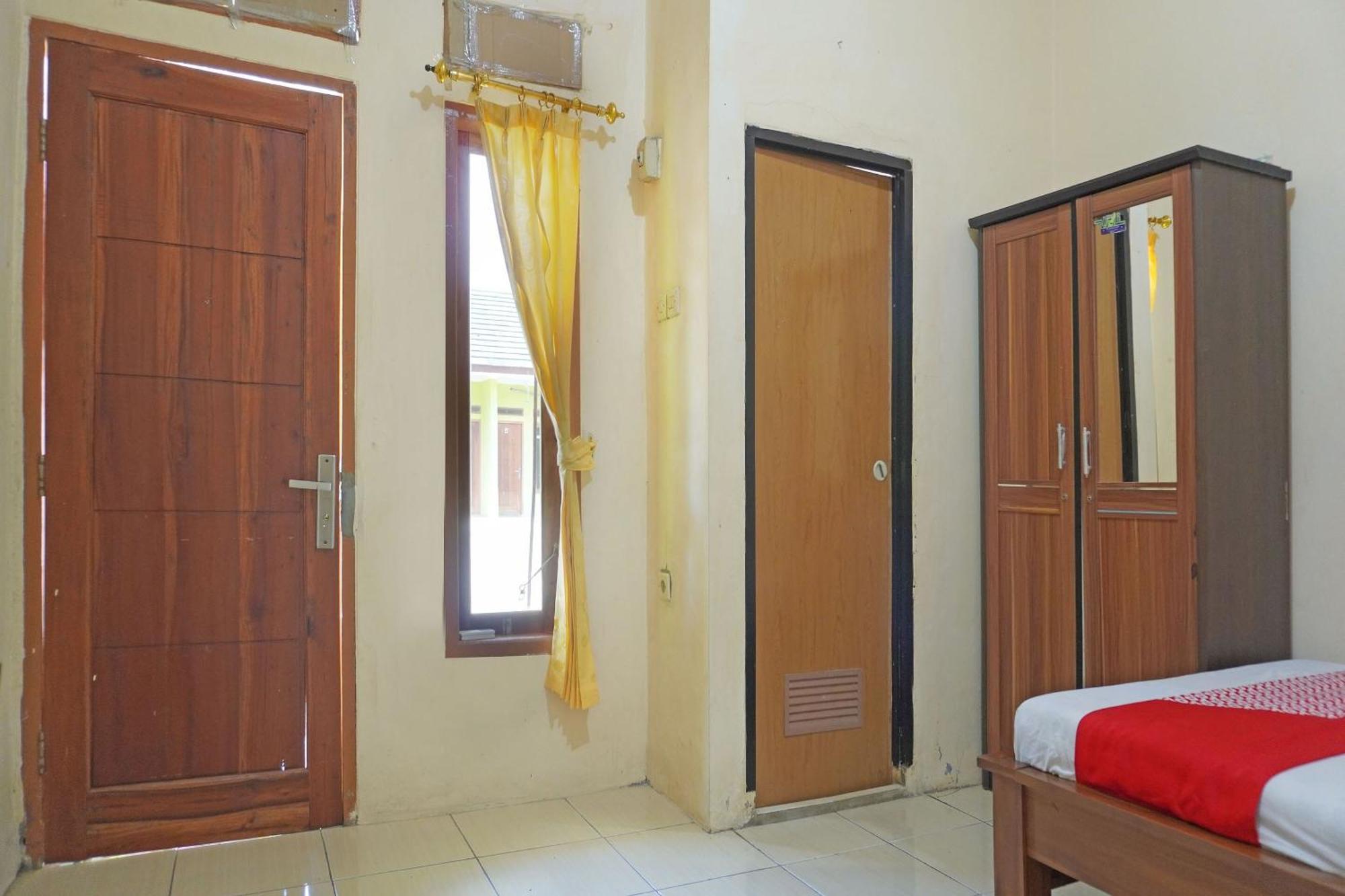 Oyo 91762 Green Home Stay Syariah Purwakarta Exteriér fotografie