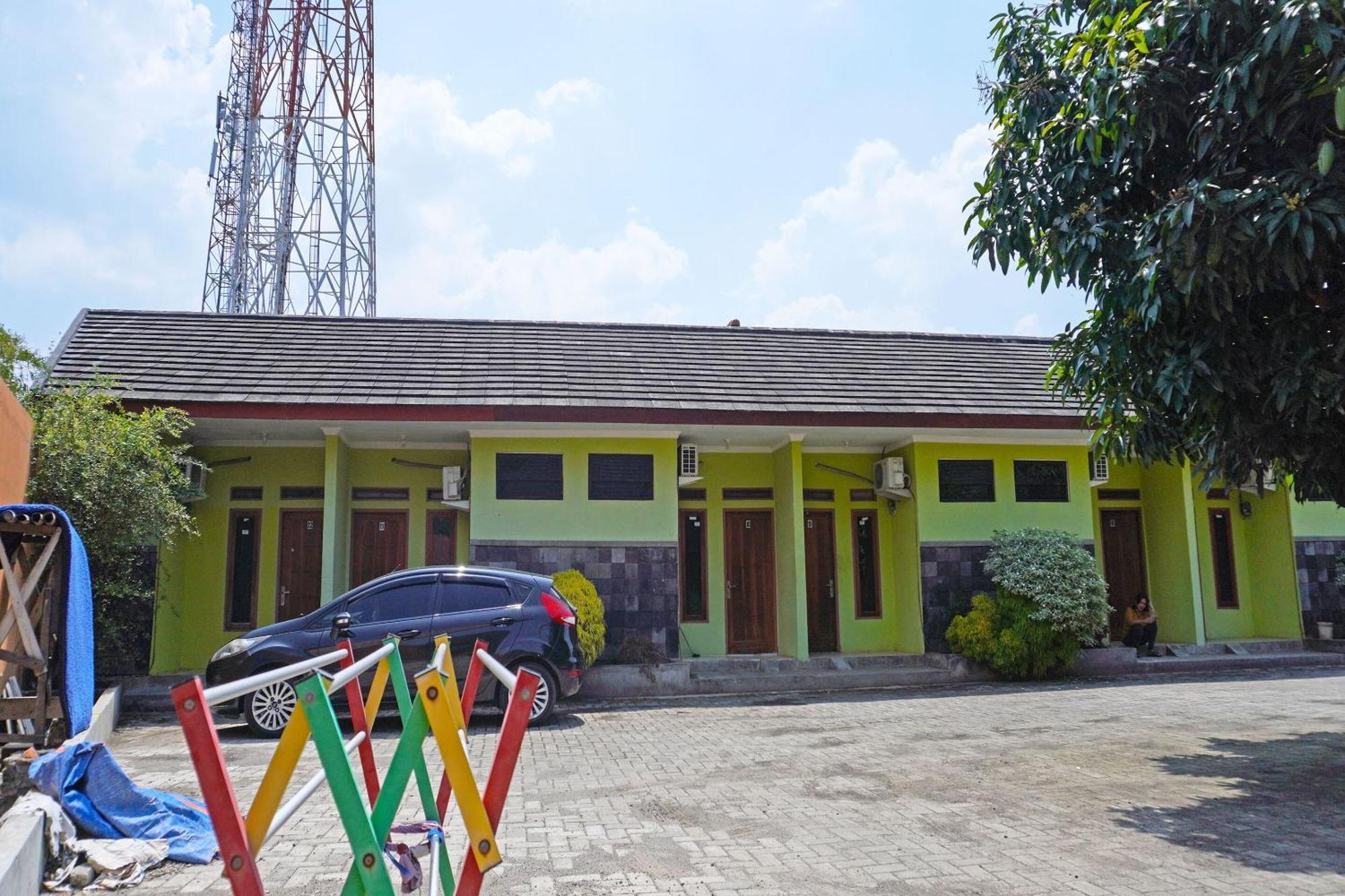 Oyo 91762 Green Home Stay Syariah Purwakarta Exteriér fotografie